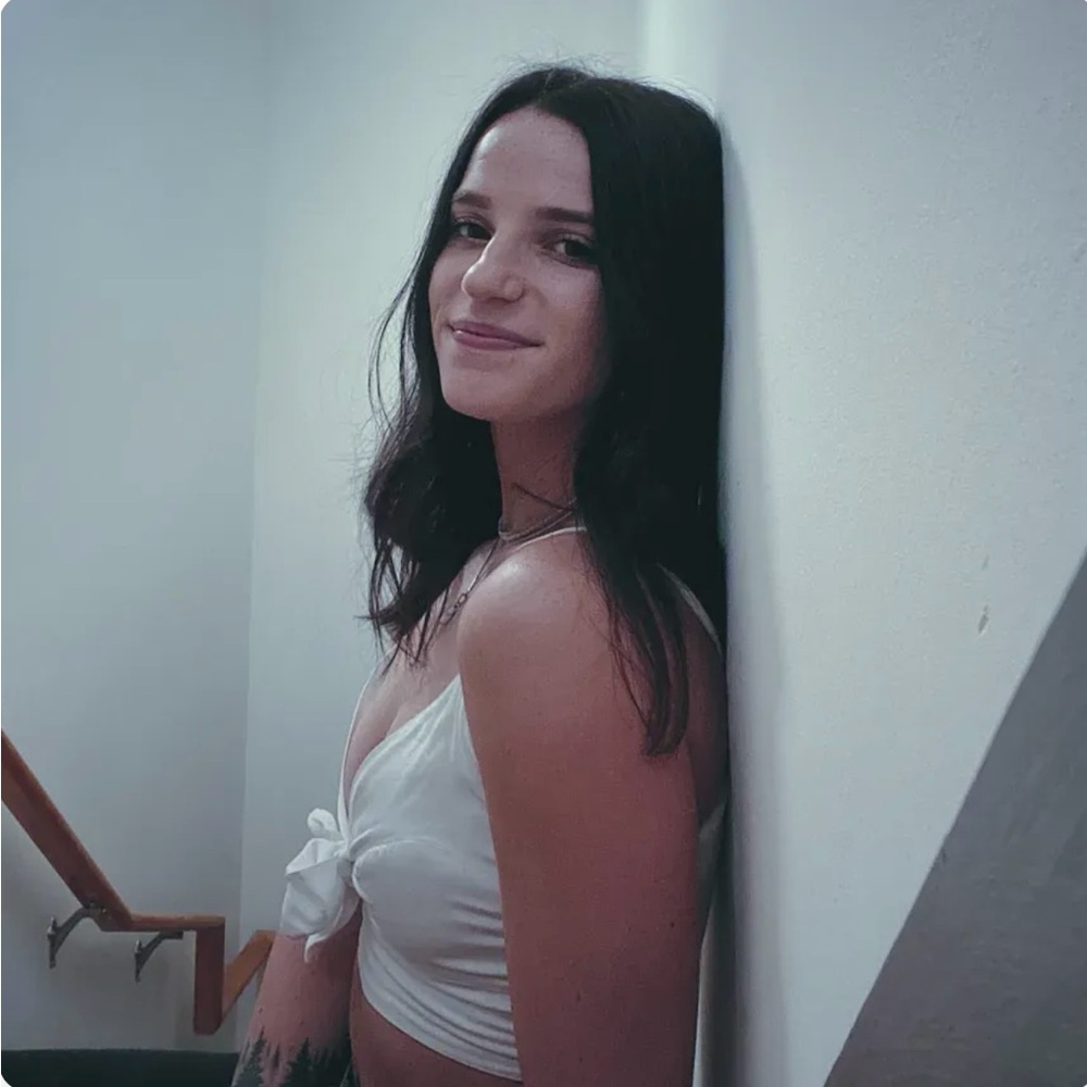 Meet your Posher, Hannah